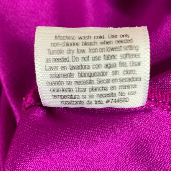 Xersion Quick-Dri Purple V-Neck - Picture 5 of 5